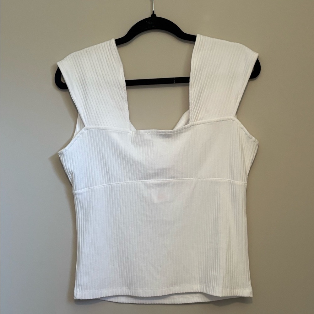 Suzy Shier Tie Front Tank NWT Size S - Picture 4 of 5